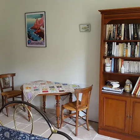 La Garriniere Bed and breakfast