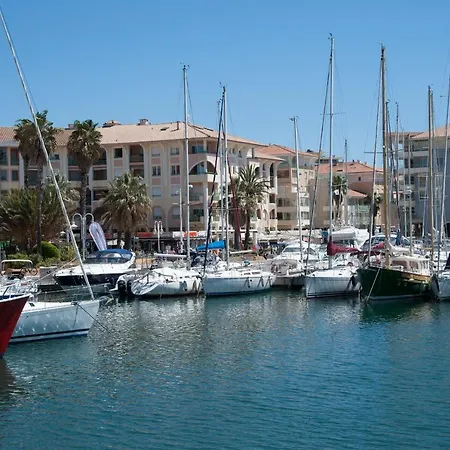 Alojamento de Acomodação e Pequeno-almoço La Garriniere Saint-Raphaël